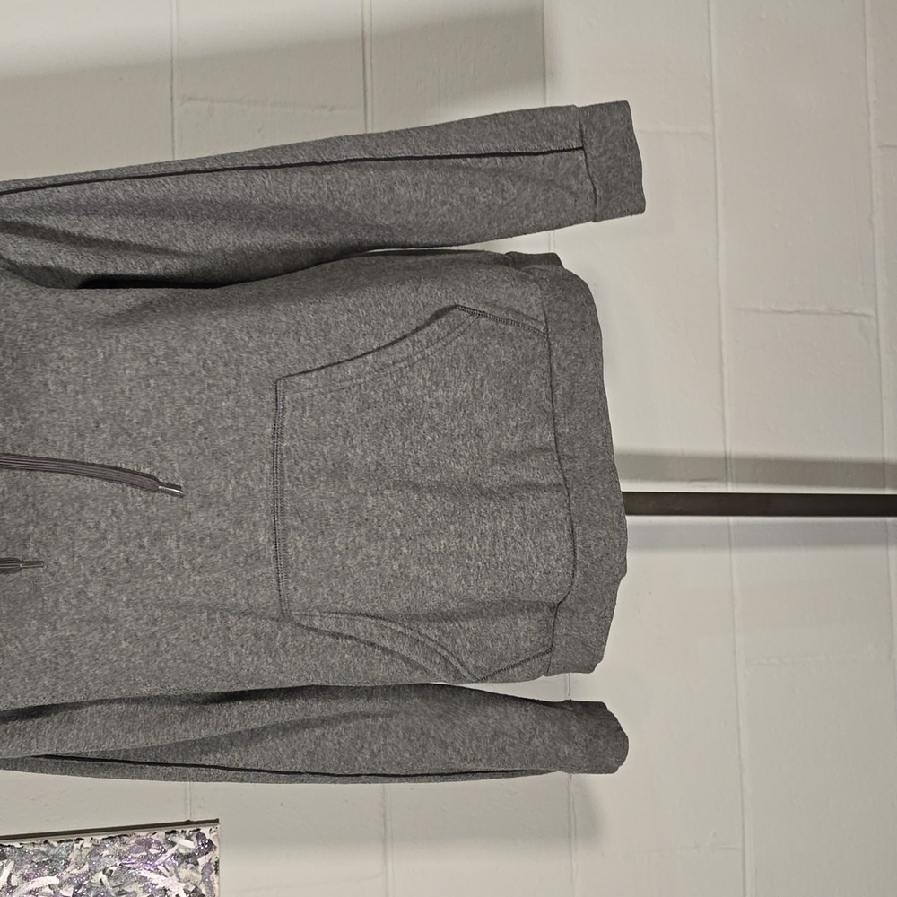 Adidas hooded sweatshirt - Picture 4 of 7